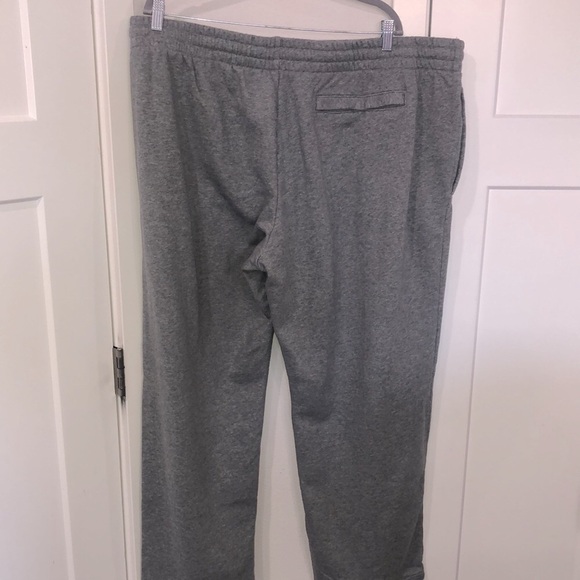 Under Armour Men’s Sweat pant Size 4 XL Grey Activewear At leisure Comfortable - Picture 6 of 13